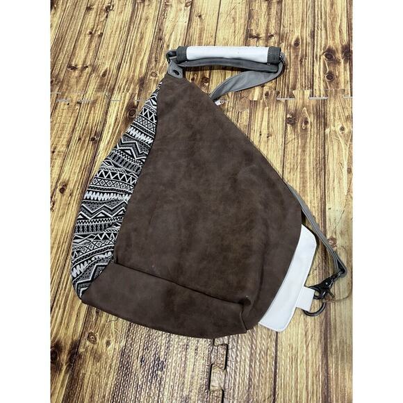 The Walking Dead - Michonne Faux Leather Sling Bag NWT - Picture 10 of 16